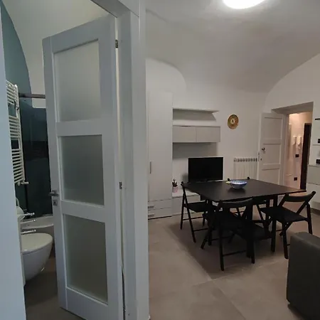 - Antico Convento Gasthuis Salerno